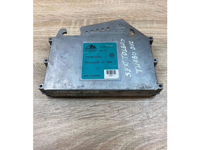 Блок управления АБС 1H0907379B   Volkswagen Golf III