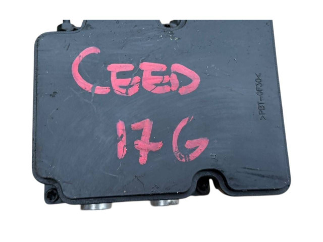 Блок АБС 58900J7900, j1201808200298 KIA Ceed 2012 - 2018 года