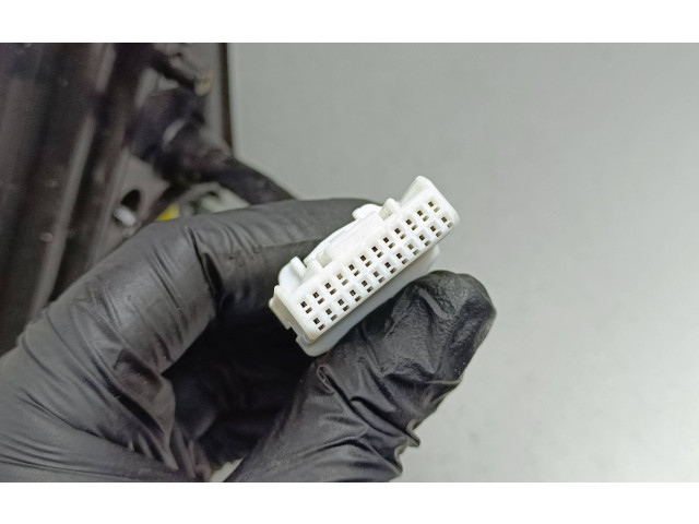 Зеркало электрическое SsangYong Rexton - года