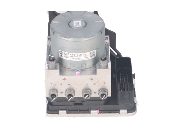 Руль Volkswagen T-Roc  2017 -  года 5Q0614517GA      