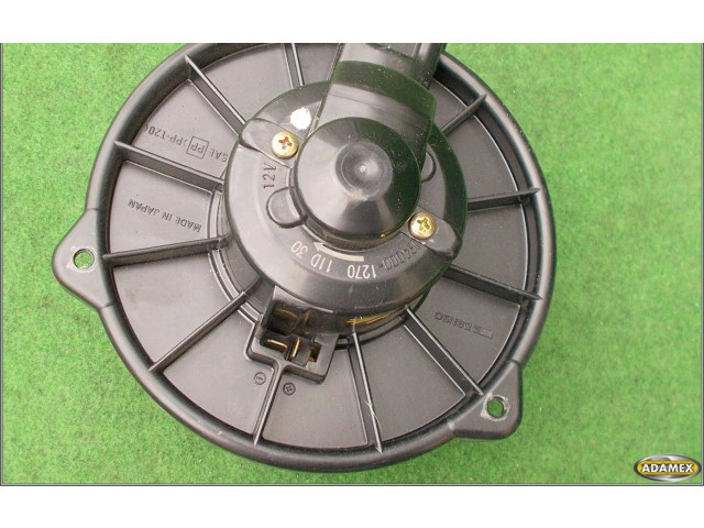 Вентилятор печки Mazda MPV II LW