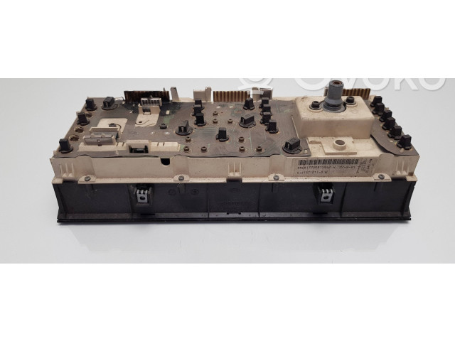 Панель приборов 7700815942, 7700815942H Renault 19