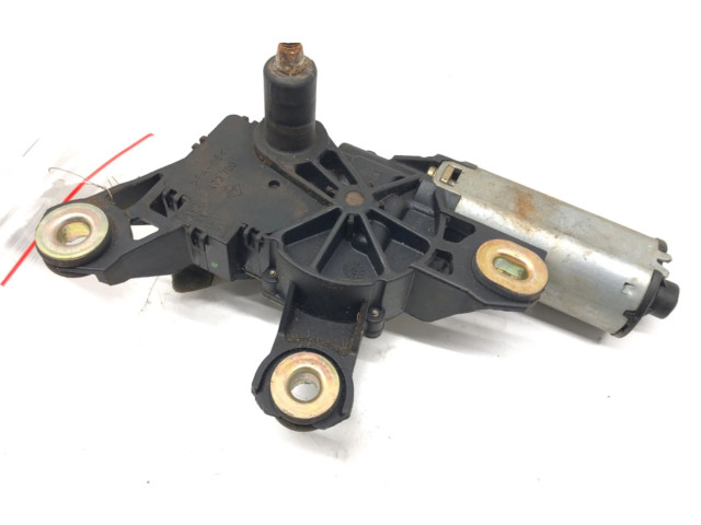 Моторчик заднего дворника 8L0955711A    Audi A6 Allroad C5