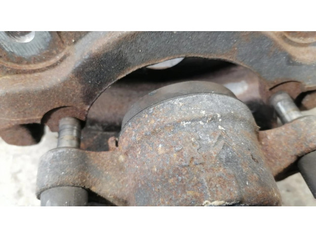 Передний суппорт