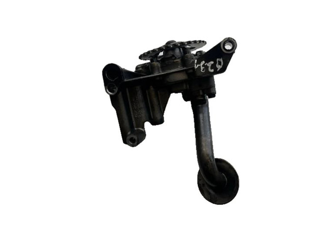 Масляный насос 06a1151058 Volkswagen Golf IV