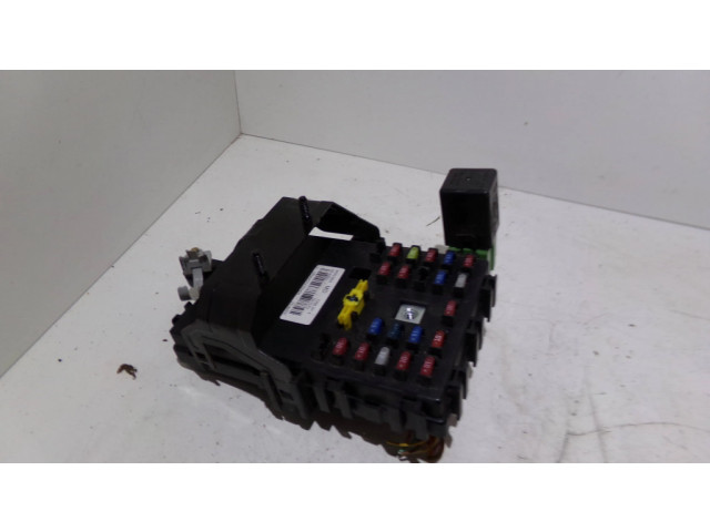 Блок предохранителей 96651964   Chevrolet Aveo    