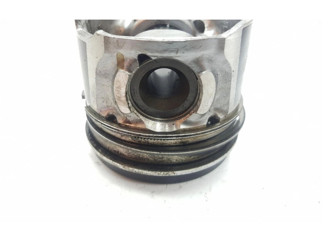 Píst T1DA   Ford Grand C-MAX  pro naftový motor 1.6  