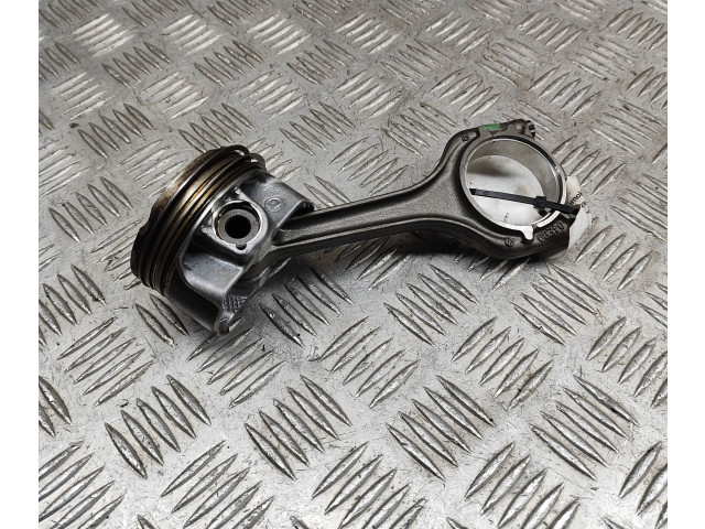 Поршень DGEB 04E107065JF, 04E198401AB Skoda Superb B8 (3V)