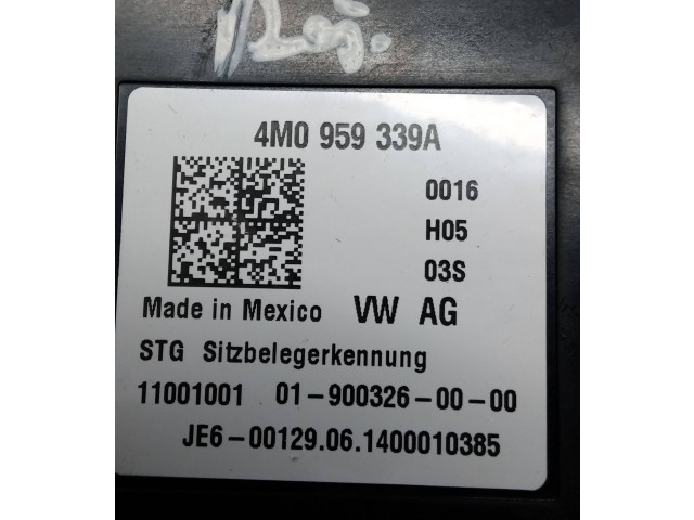 Блок управления 4M0959339A, 1400010385   Volkswagen Jetta VI