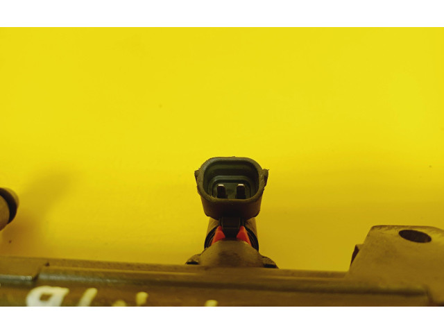 Топливная рампа IWP092, 036133319 Volkswagen Golf IV