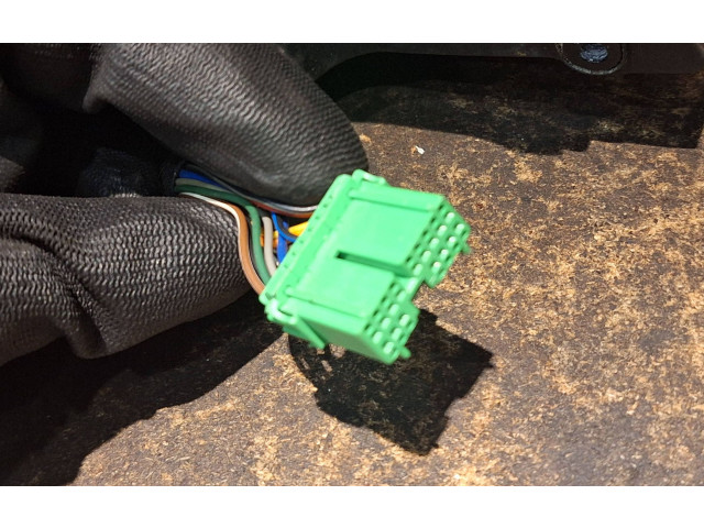 Зеркало электрическое Volvo V70 2008 - 2013 года