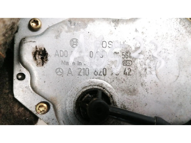 Моторчик заднего дворника A2108207542    Mercedes-Benz E W210