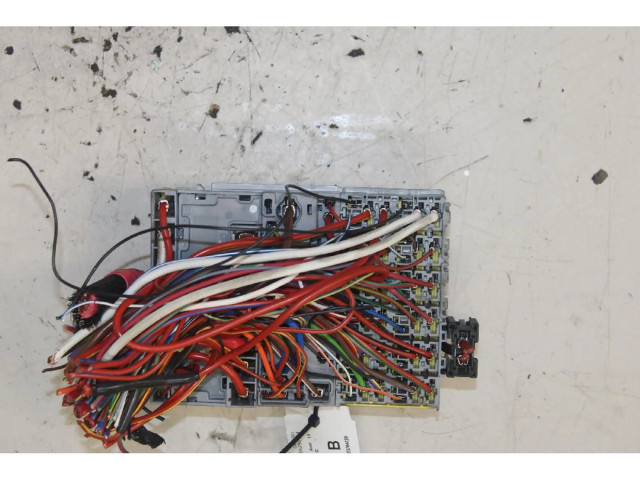 Блок предохранителей Jeep Renegade