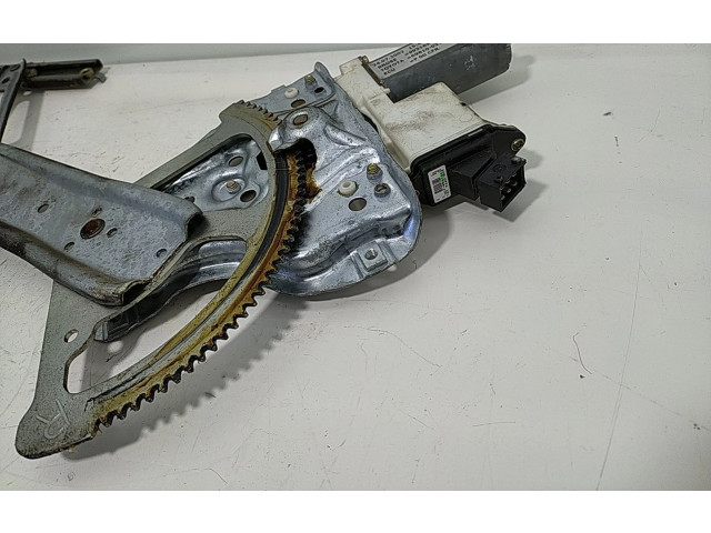 Vstřikovací lišta 69810-02150, REF   Toyota Corolla E120 E130     