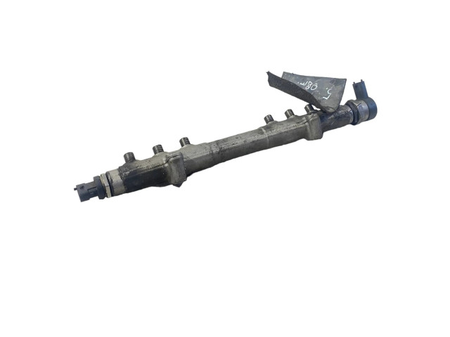 Топливная рампа 044215023, 0281002712   Volvo XC90  