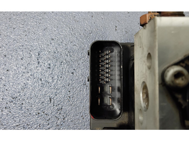 Блок АБС 9496946, 9496946   Volvo  V70  2000 - 2004 года