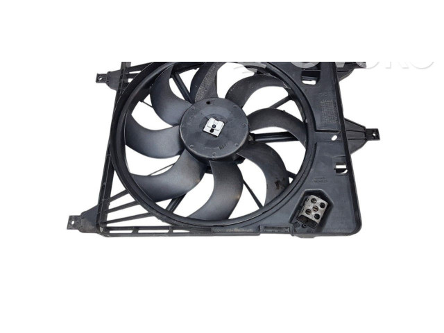 Вентилятор радиатора     8200685725, 47361    Renault Clio III 