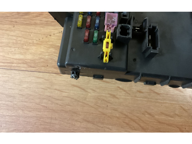 Блок предохранителей 954102CXXX, 28918   Hyundai Coupe    