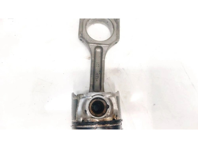 Píst Chevrolet Captiva pro naftový motor 2.0