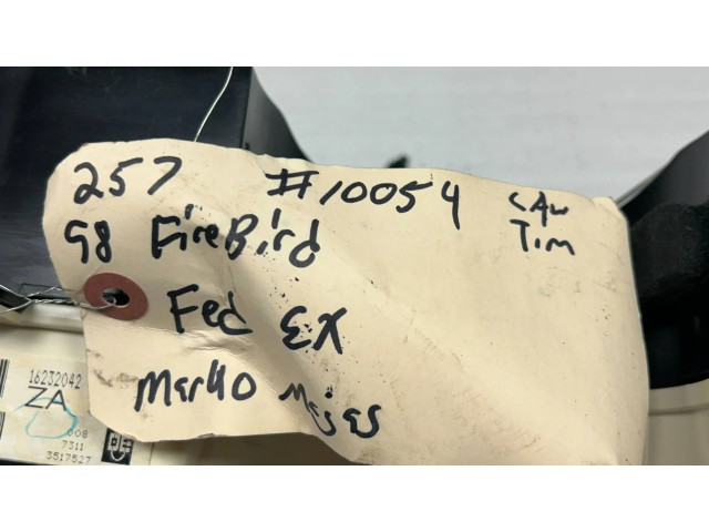 Přístrojová deska Pontiac Firebird 1998 16232042