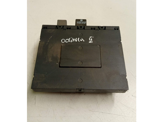 Блок комфорта 3C0937049AJ Skoda Octavia Mk2 (1Z)