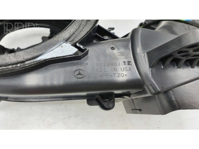 Другая деталь салона