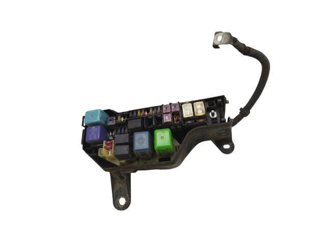 Блок предохранителей 8826324030, 0567009800 Lexus IS 200-300