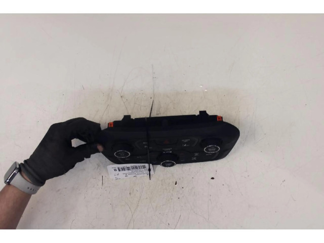 Блок управления климат-контролем    Jeep Renegade