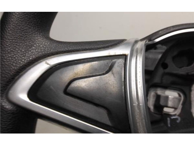 Руль Dacia Sandero - года 484001085r, 484001085R