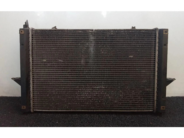 Радиатор охлаждающей жидкости    Volvo V70 