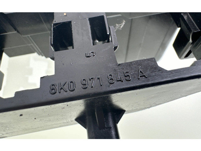 Блок предохранителей 8K0971845A Audi Q5 SQ5