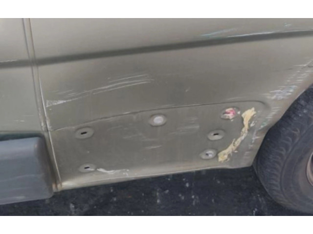 Ручка стеклоочистителей 7701048910   Renault Trafic II (X83)