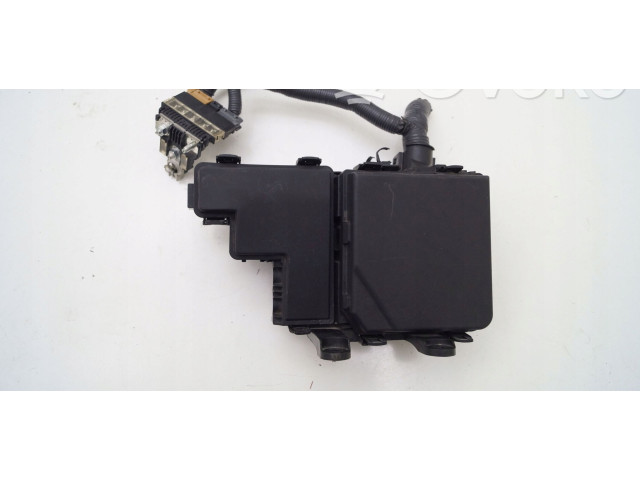 Pojistková skříňka 284B74BA0A Nissan X-Trail T32 2014