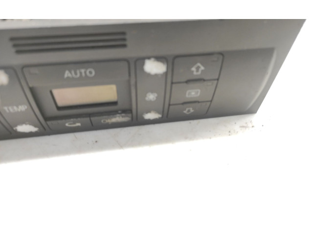 Блок управления климат-контролем 8Z0820043D, 5HB008185   Audi A2