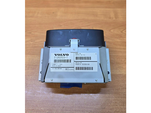 Дисплей    31282523, 3AF351JD   Volvo V70