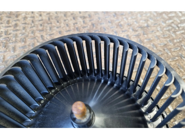 Вентилятор печки 4M1820021A Audi Q5 SQ5