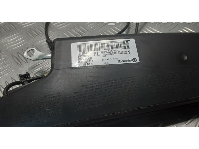 Подушка безопасности в сиденье 1K4880242D Volkswagen Golf Plus