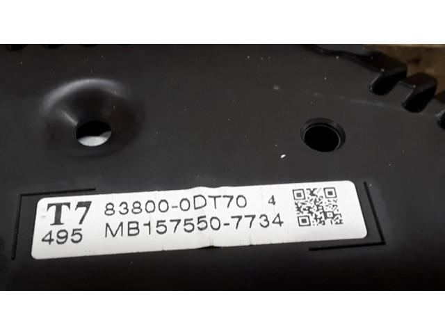 Přístrojová deska Toyota Yaris 2013 838000DT70