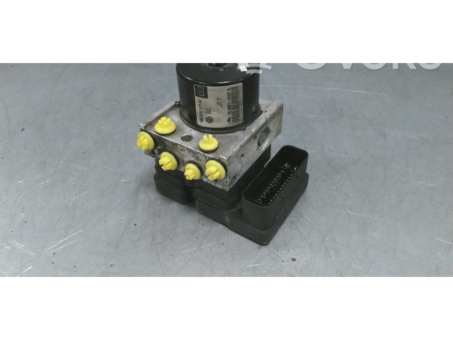 Jednotka ABS 1K0614117AC, 1K0907379AF Volkswagen Caddy 2008