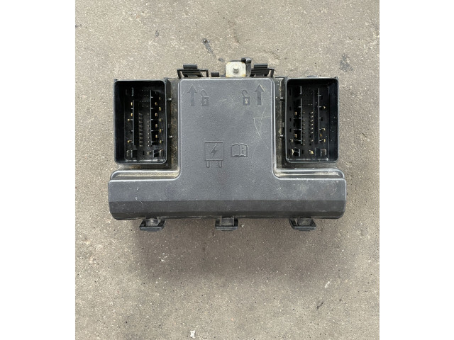 Блок предохранителей GB3T14D068KC Ford Ranger