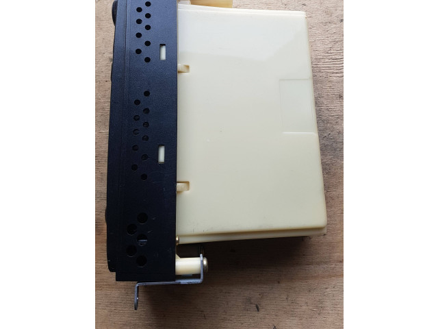 Блок управления климат-контролем CAA502A040A, MR360372 Mitsubishi Galant