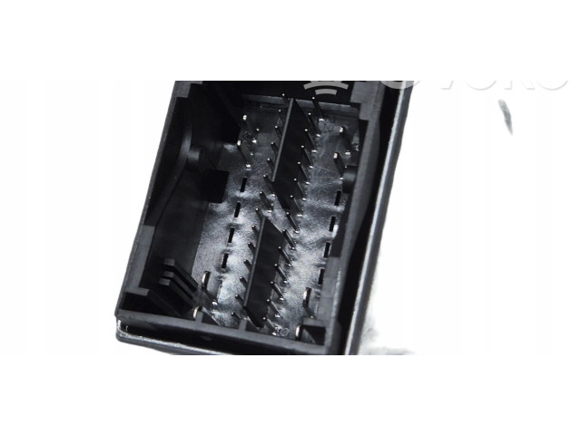 Įtampos keitiklis/ keitimo modulis    Volkswagen Passat Alltrack  