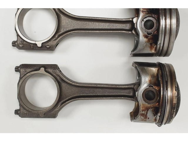 Píst 0822363R Audi A5