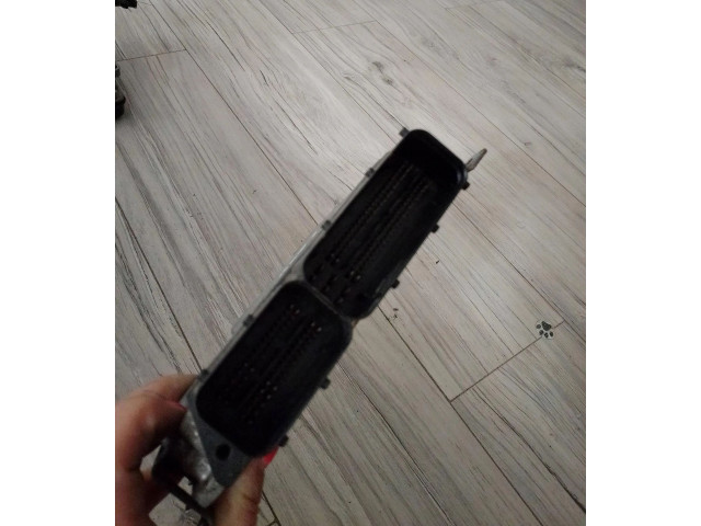 Блок управления двигателем Блок управления 0281011511   Alfa Romeo GT