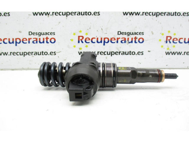 Форсунка 038130073AG Audi A3 S3 A3 Sportback 8P