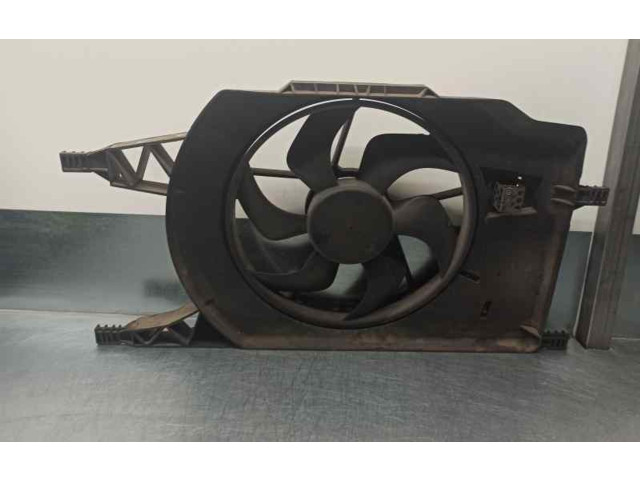 Вентилятор радиатора     8200025636    Renault Vel Satis 