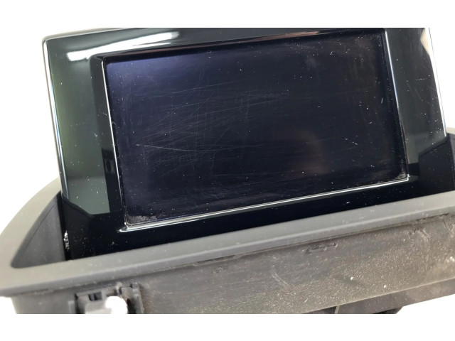 Дисплей 8U0857273B Audi Q3 8U