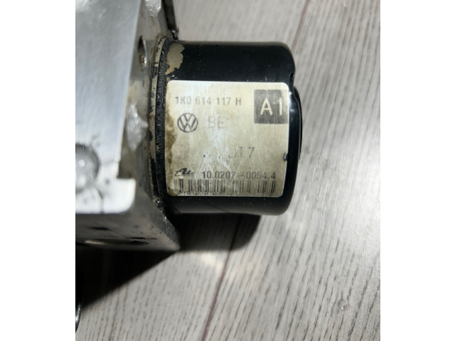 Блок АБС 1K0907379P, 00009496E4 Volkswagen Golf Plus 2005 - 2013 года