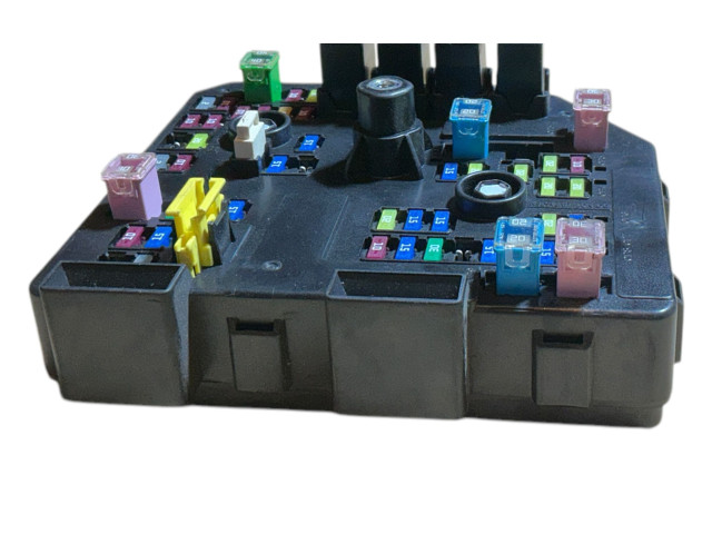 Pojistková skříňka 95137841, 7841U Opel Antara 2012