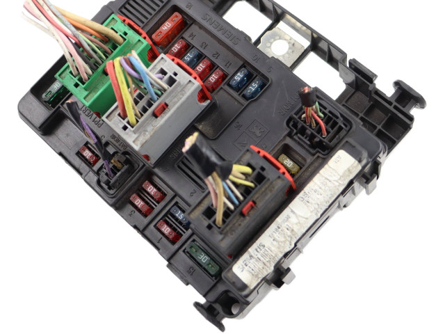 Блок предохранителей 9643498980, T118470002E Citroen C5